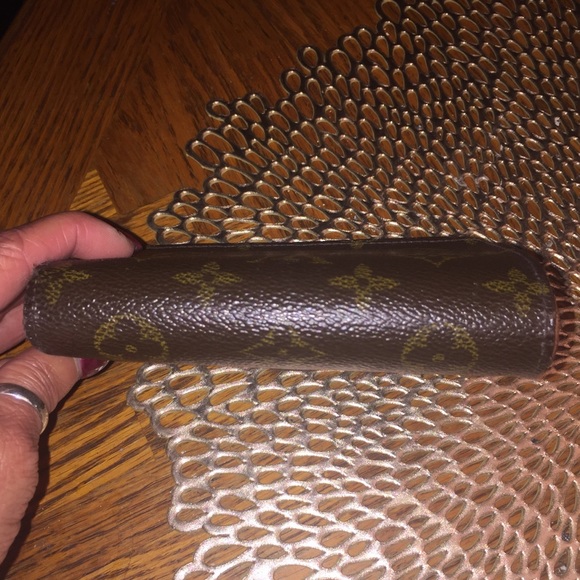 Authentic Louis Vuitton Kisslock Wallet - Picture 4 of 8